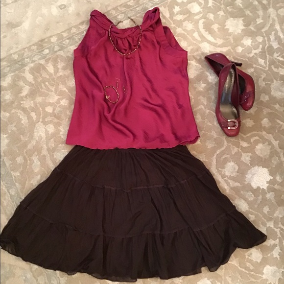 Dark Red Silk Sleeveless Blouse with cute details - Picture 3 of 5